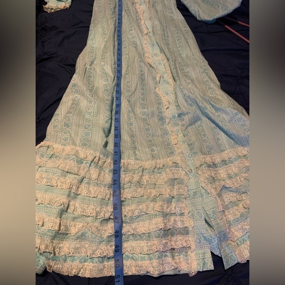 Blue Bishop Sleeve Peter Pan Collar Robe - Picture 14 of 15